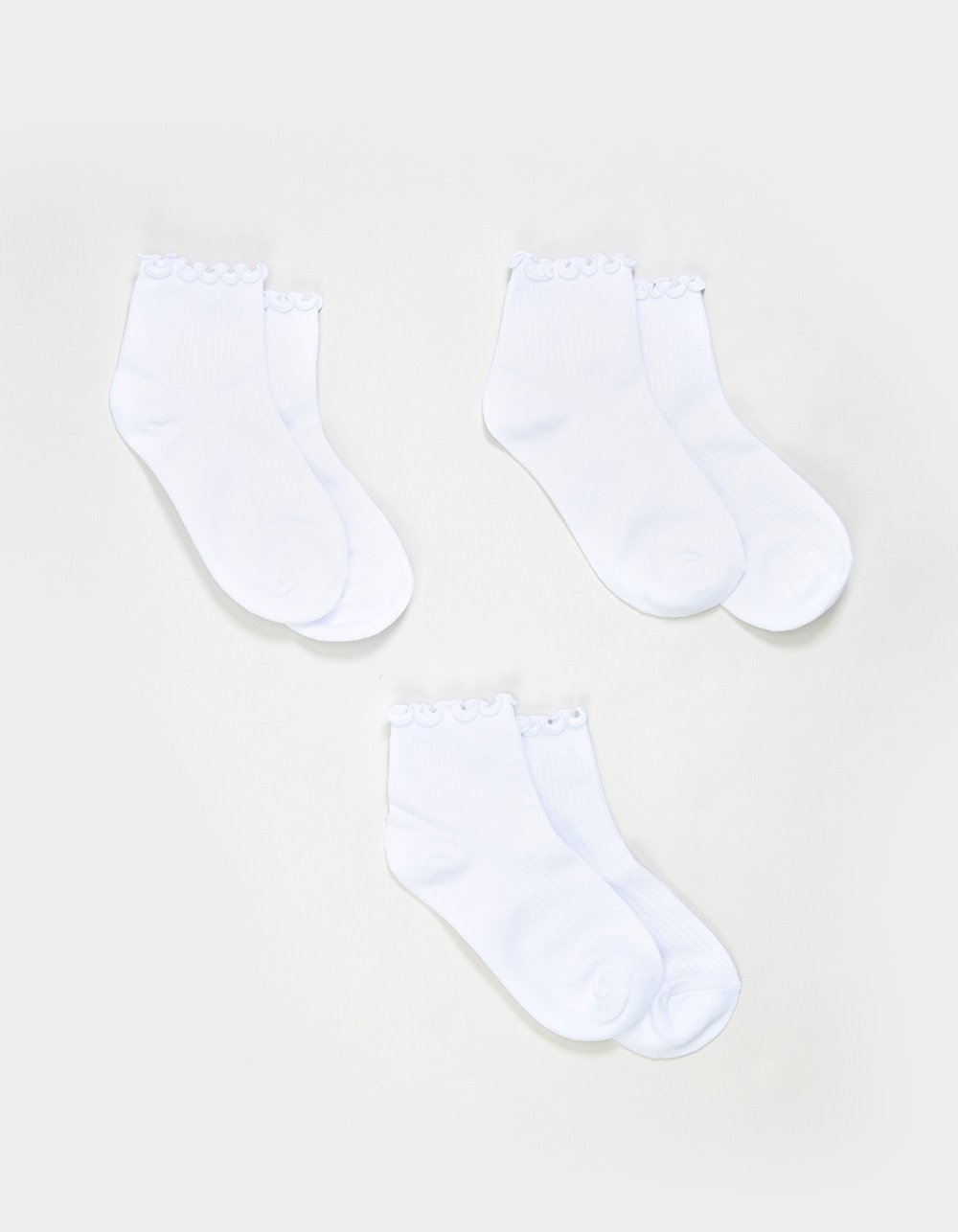 FULL TILT 3 Pack Ruffled Womens Ankle Socks - WHITE