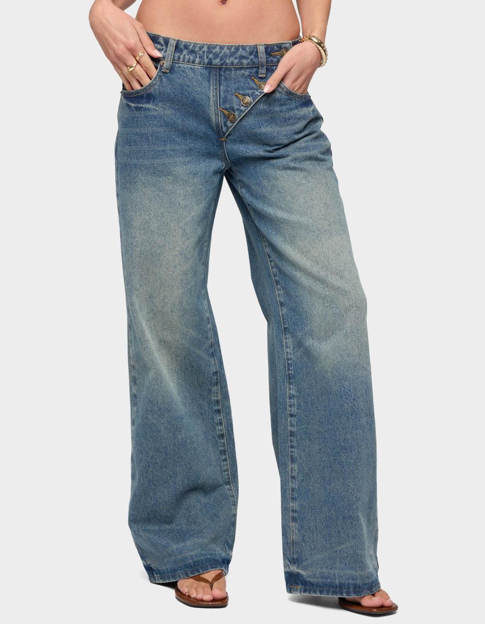 EDIKTED Moxlan Slanted Button Low Rise Baggy Jeans - LIGHT BLUE