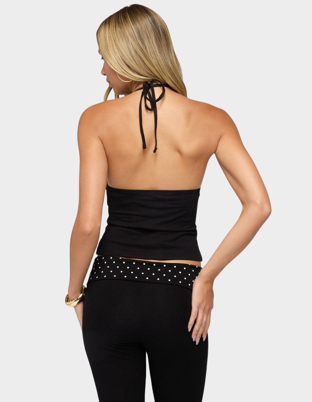 EDIKTED Noriah V-Neck Halter Top
