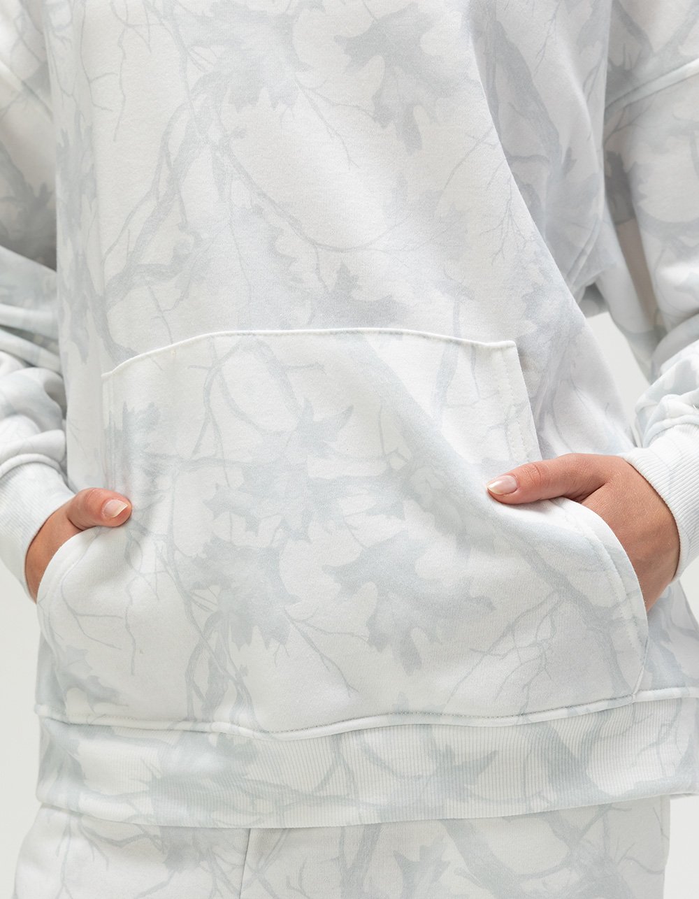 TILLYS Kanga Pocket Womens Hoodie - CAMO