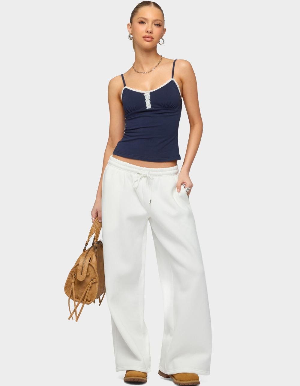 EDIKTED Petite Kamari Low Rise Wide Sweatpants - WHITE