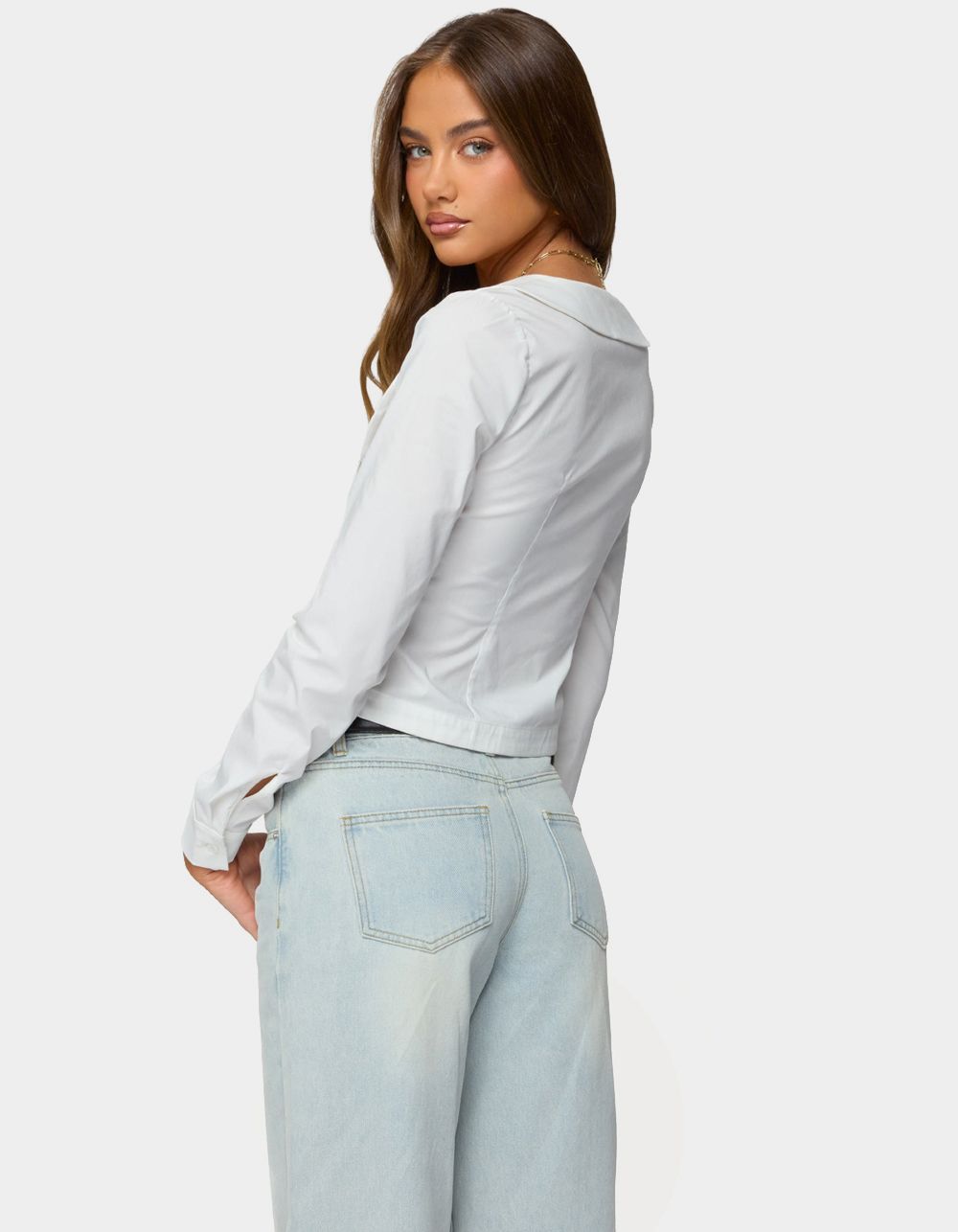 EDIKTED Scoop Neck Tailored Button Up Shirt - WHITE