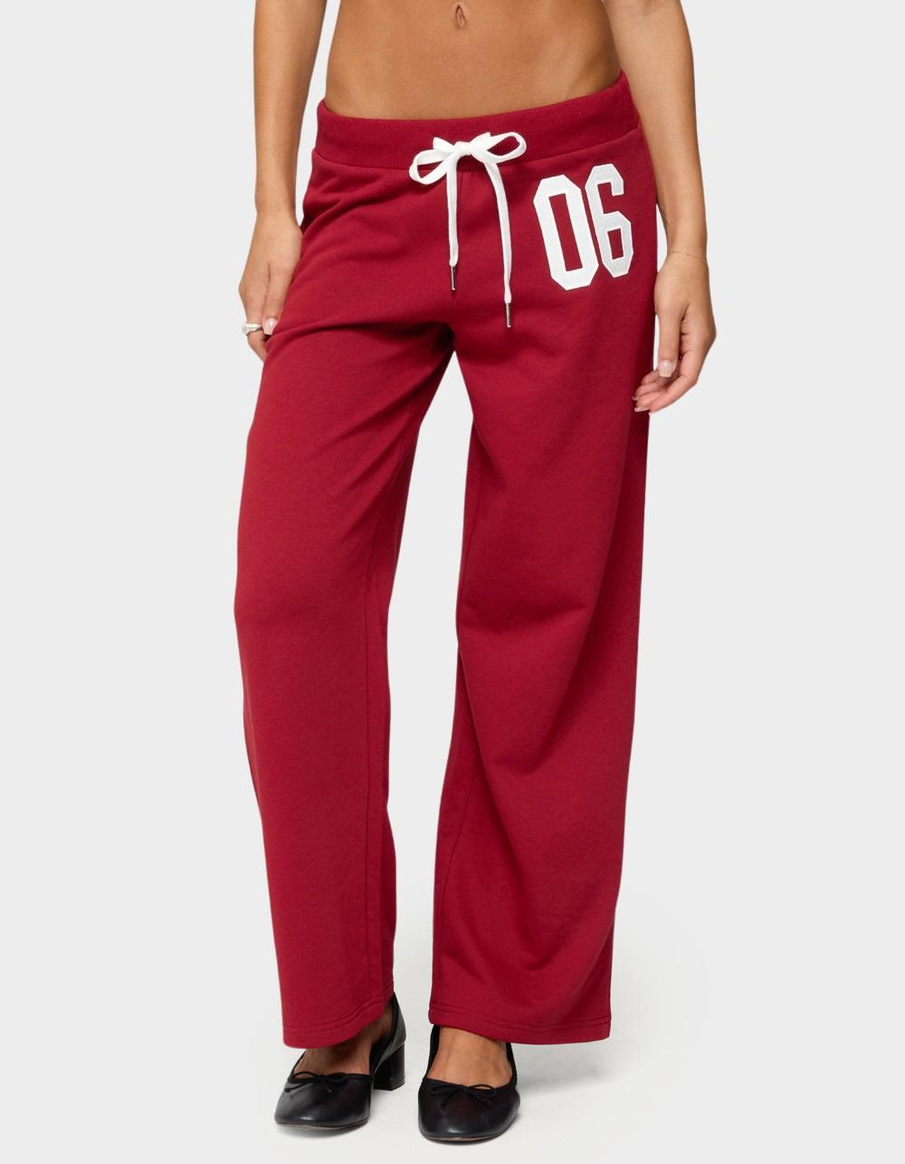 EDIKTED Petite 06 Sweatpants - DK RED