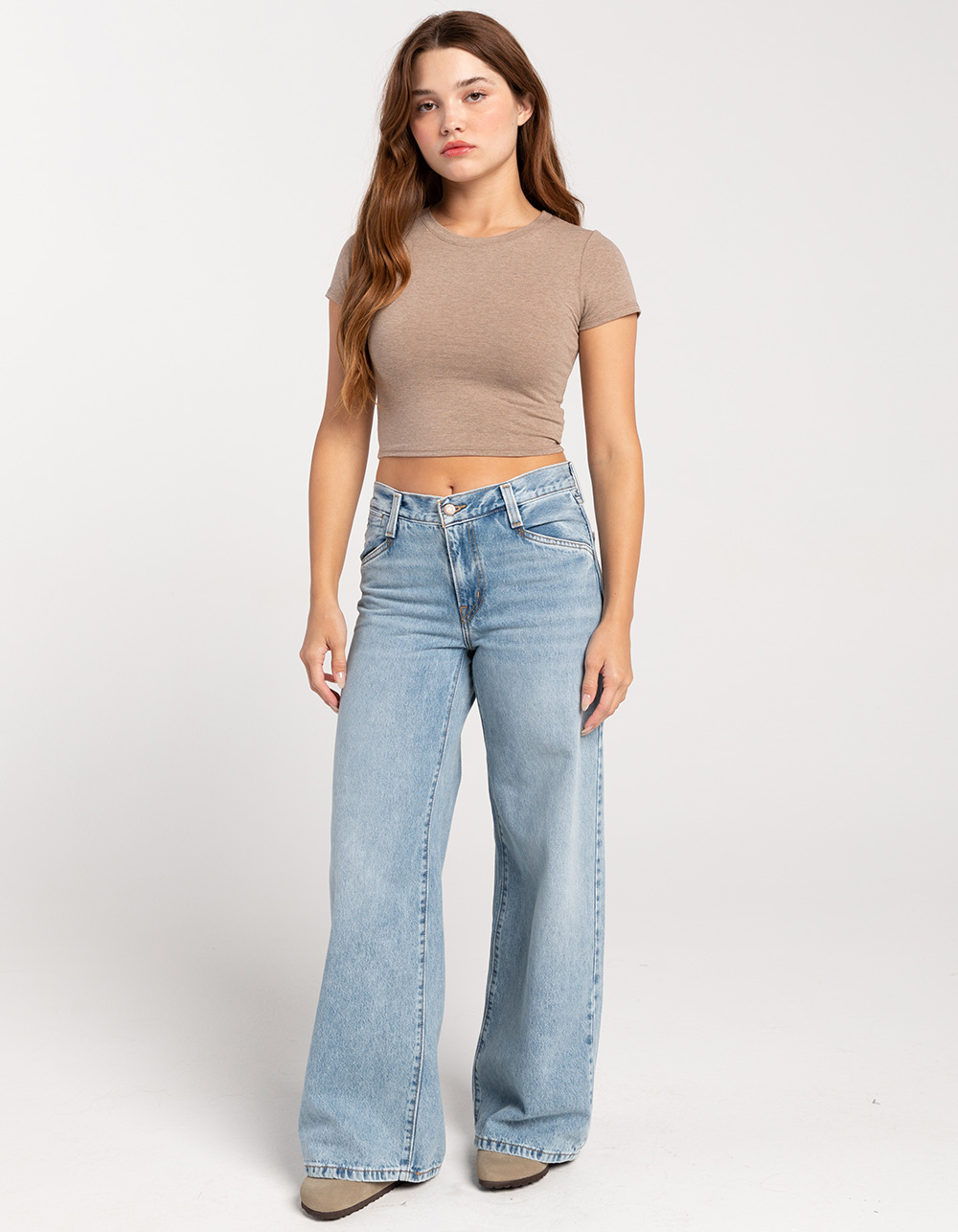 BOZZOLO Womens Cropped Tee - MOCHA | Tillys