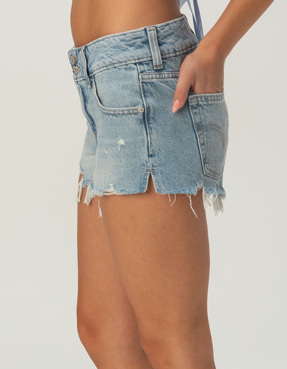LEVI'S Superlow Womens Loose Shorts - Bogus Question LT BLAST