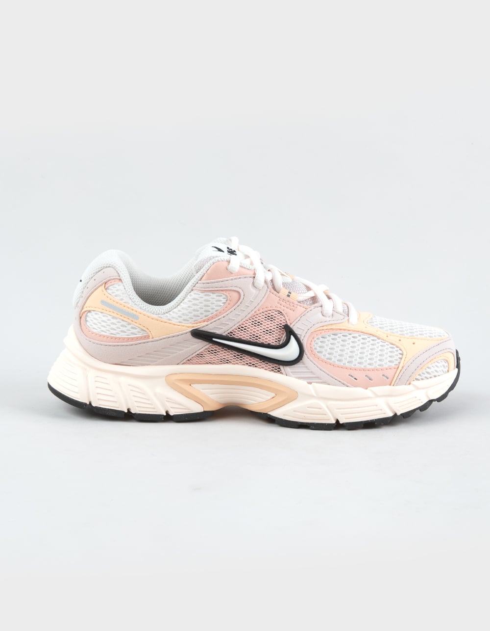 NIKE V5 RNR Womens Shoes - Cream Combo