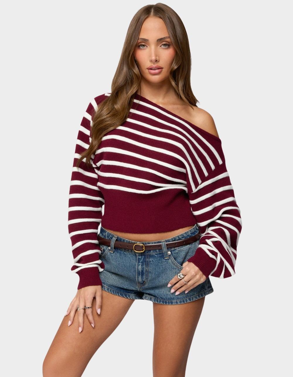 EDIKTED Mika Off Shoulder Oversized Sweater - DK RED