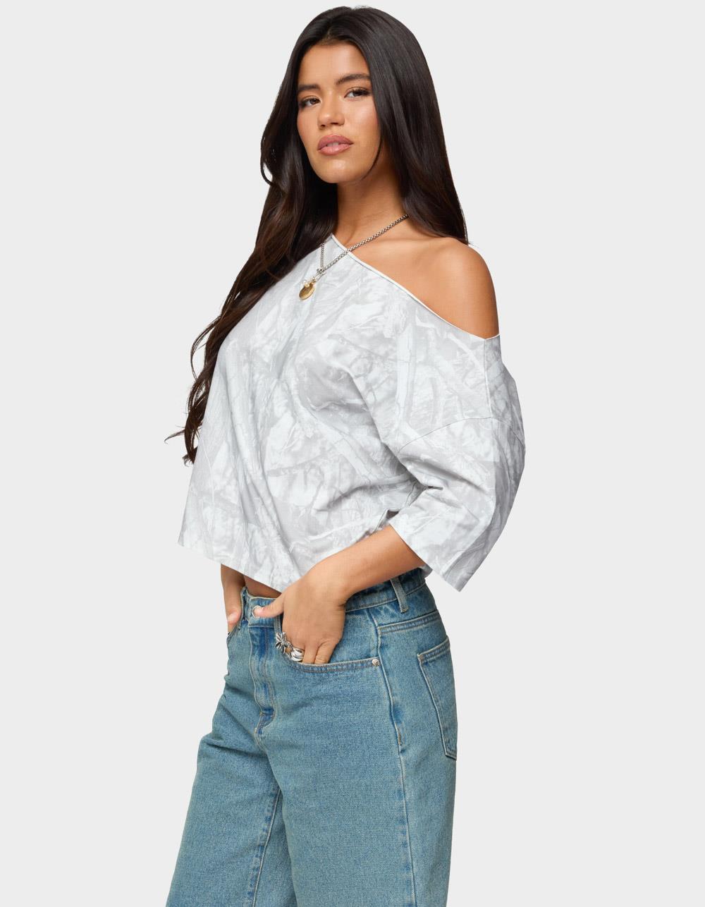 EDIKTED Davida Off Shoulder Camo Top - GRAY