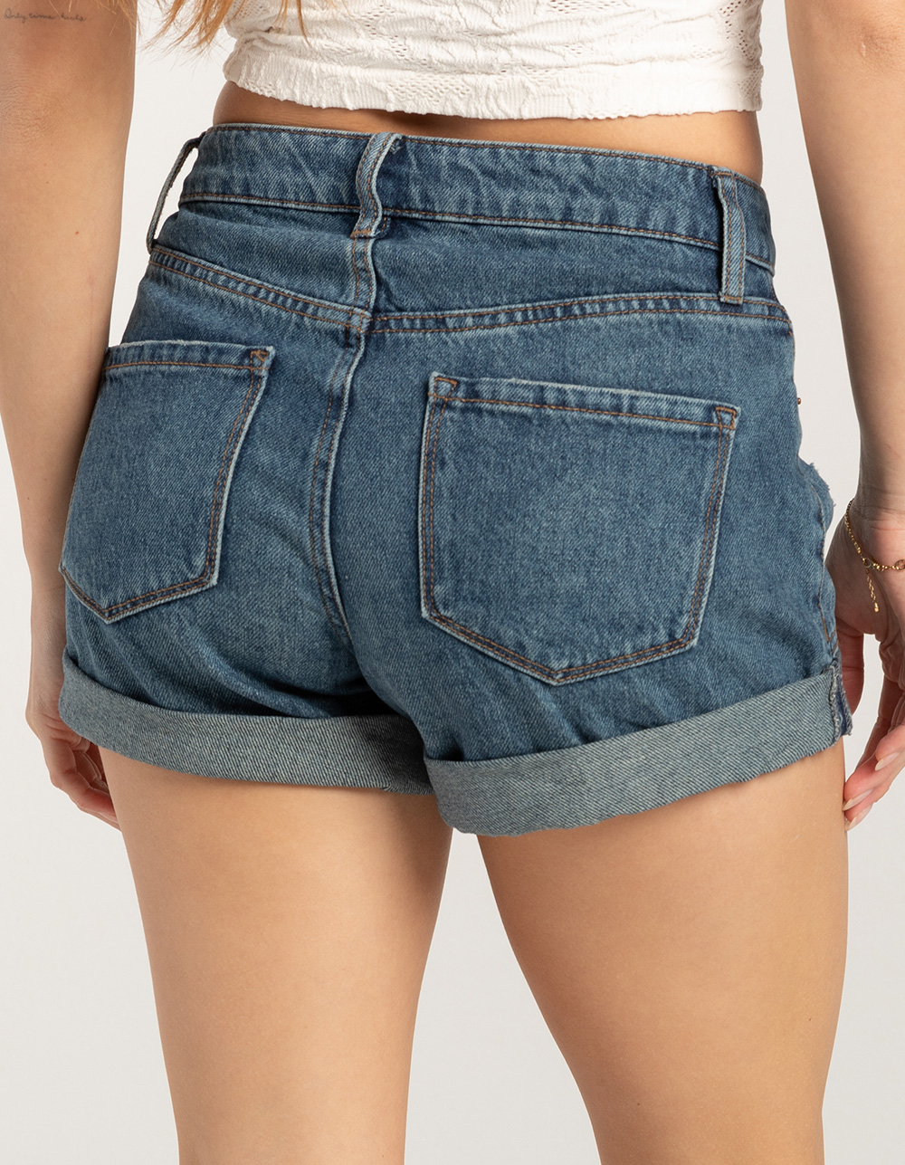 RSQ Womens High Rise Roll Cuff Shorts - MEDIUM WASH