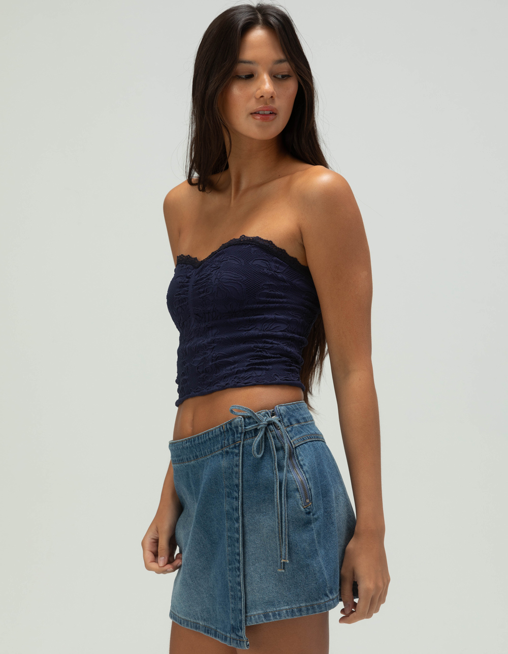 FULL TILT Seamless Lace Trim Textured Womens Tube Top - NAVY