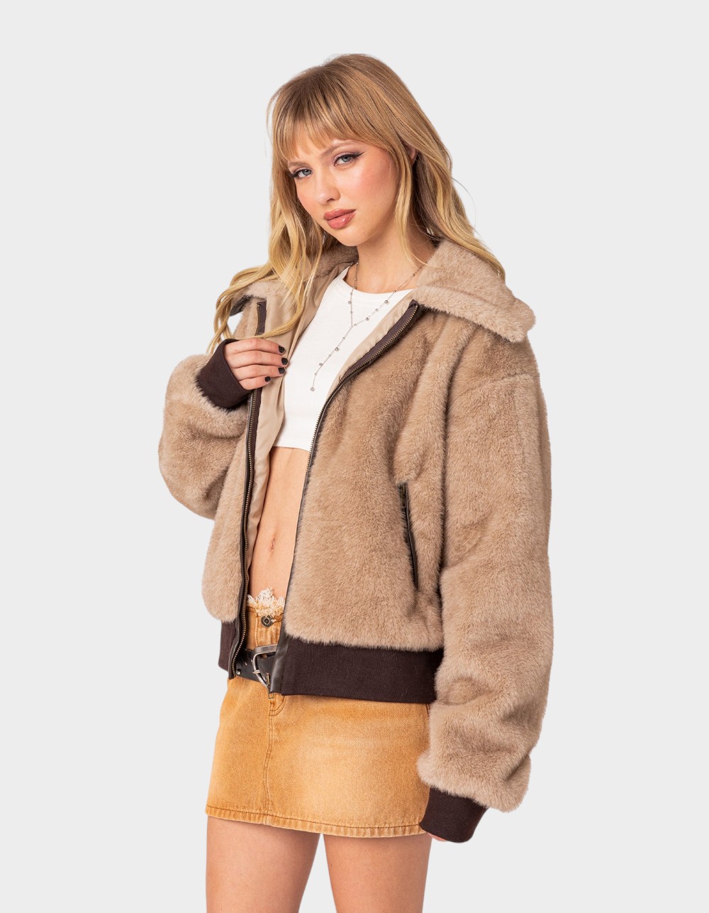 EDIKTED Ashton Faux Fur Jacket - BEIGE