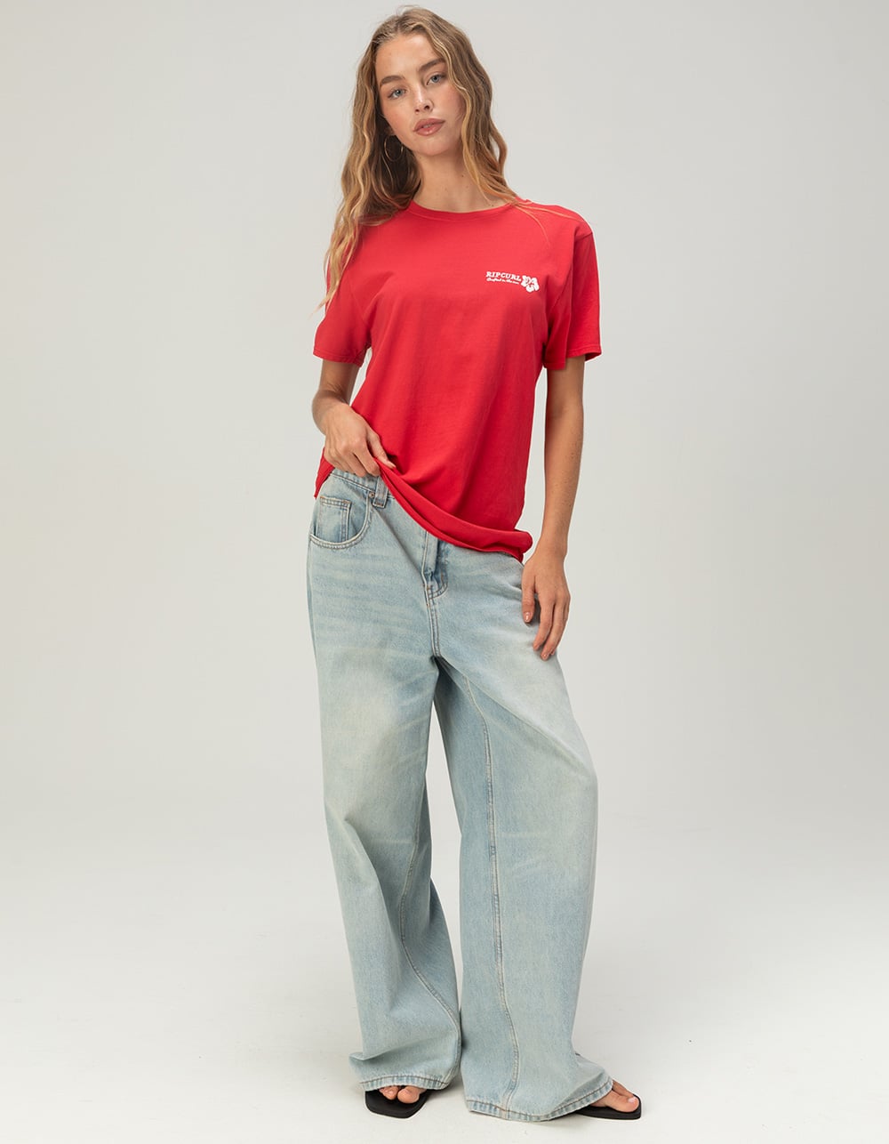 RIP CURL Hibiscus Womens Relaxed Tee - RED