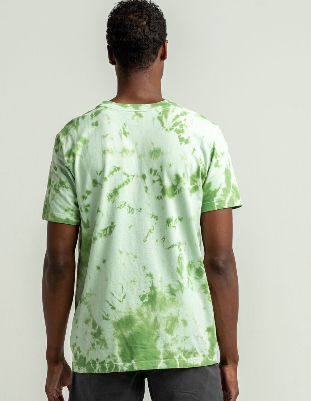 THE NORTH FACE Botanic Tie-Dye Wash Mens T-Shirt - GREEN COMBO | Tillys