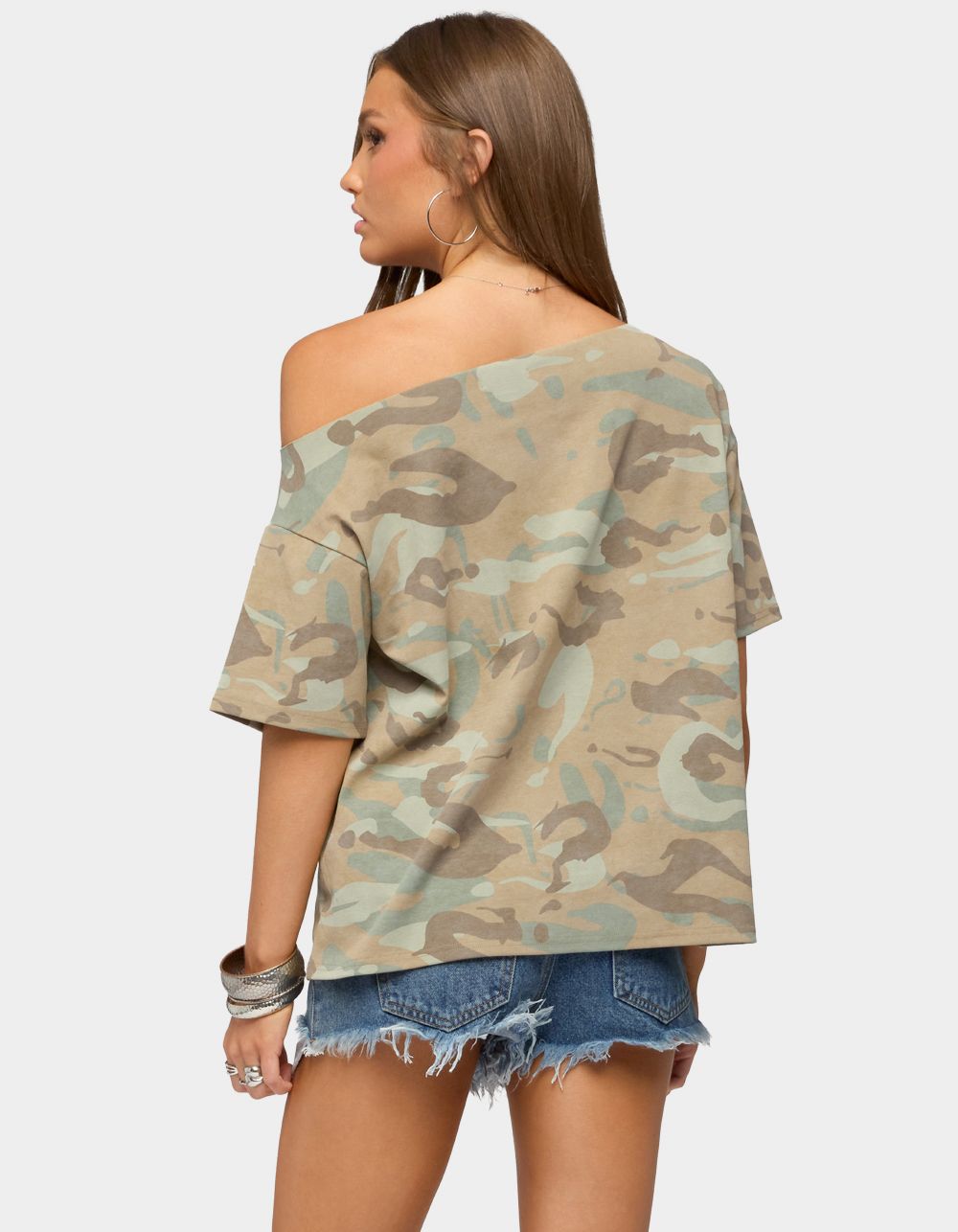 EDIKTED Miltah Camo Off Shoulder Top - DK GREEN