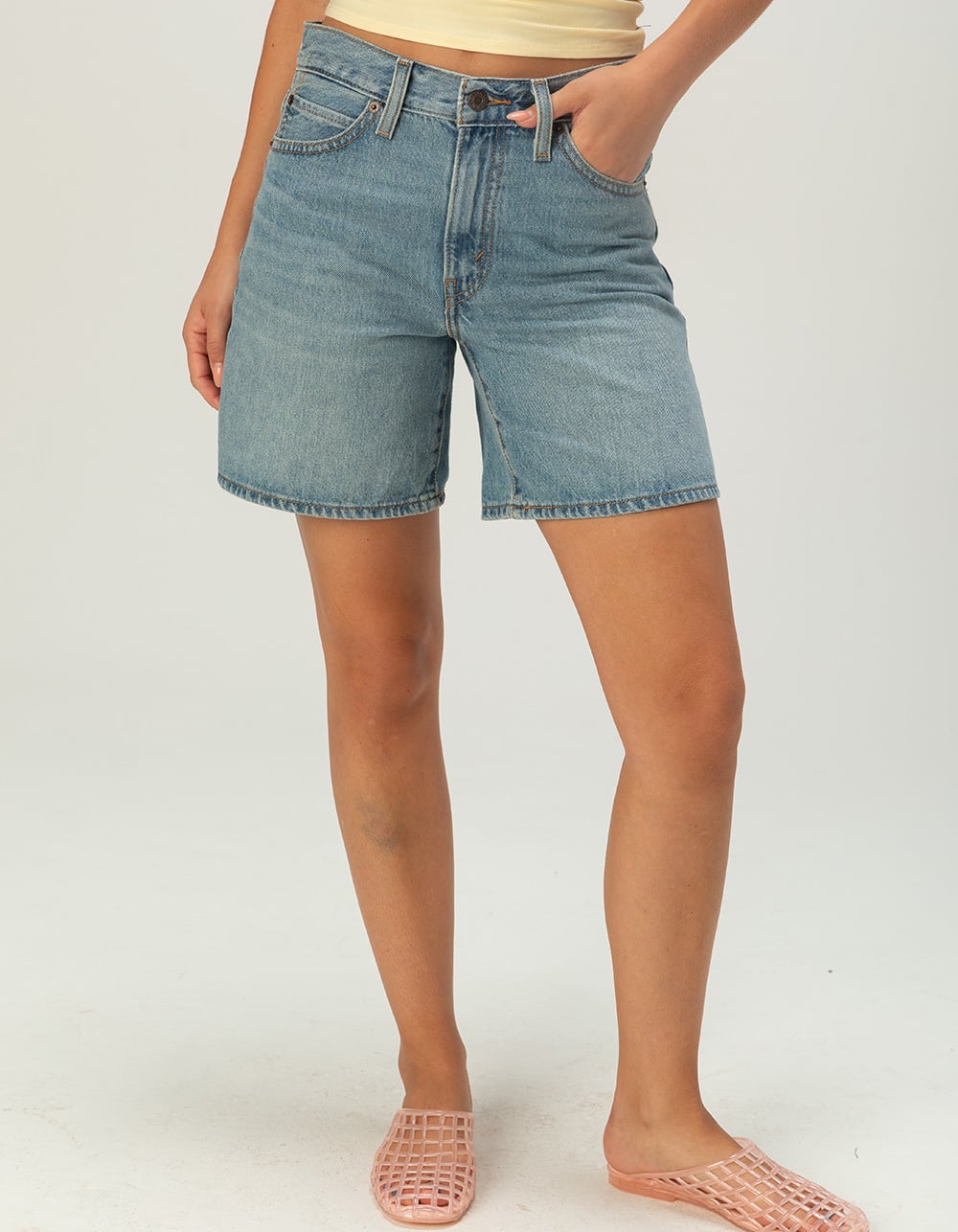 LEVI'S '94 Baggy Mid Thigh Womens Denim Shorts - Study Group LIGHT BLAST