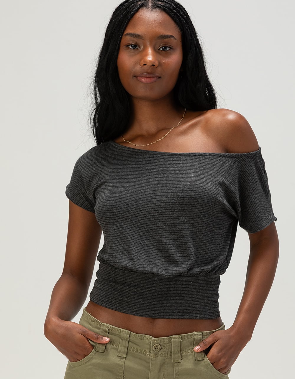 FULL TILT Off The Shoulder Womens Banded Bottom Top - GRAY COMBO
