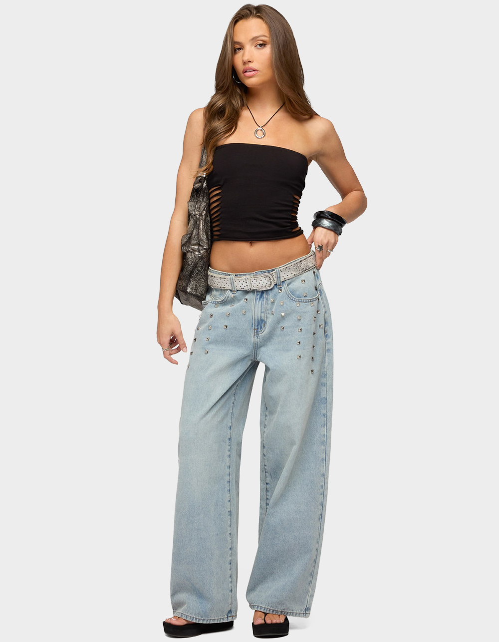 EDIKTED Oaklee Studded Low Rise Baggy Jeans - LIGHT BLUE