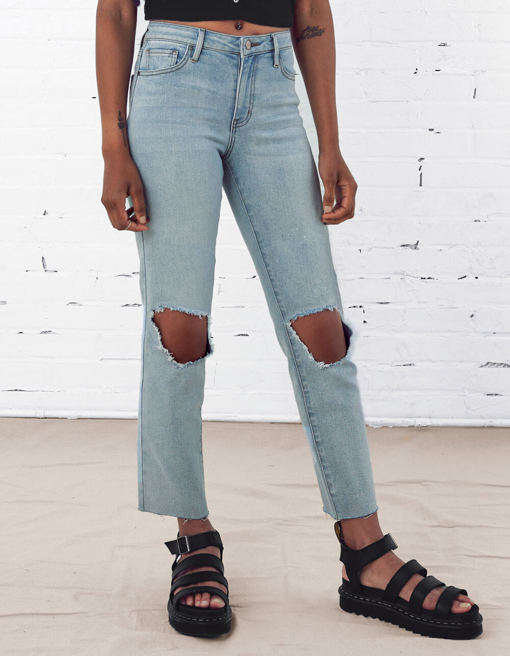 RSQ High Rise Womens Straight Leg Jeans - LIGHT WASH