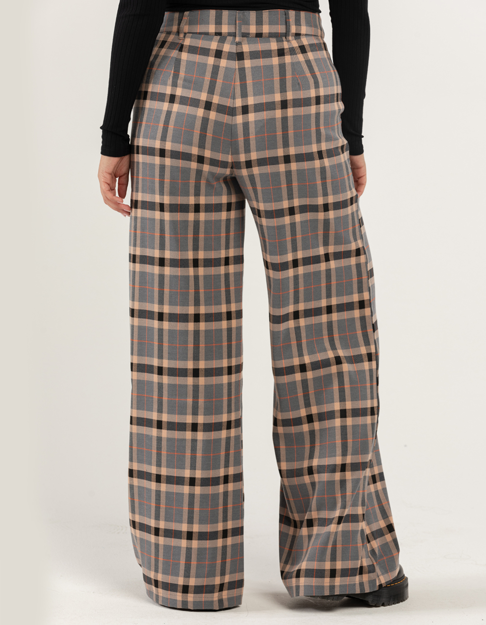 RSQ Womens Wide Leg Plaid Pants GRAY COMBO Tillys