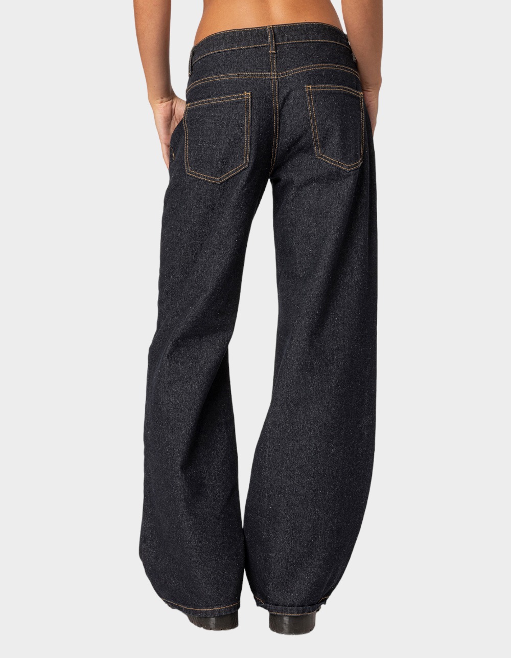 EDIKTED Raelynn Washed Low Rise Jeans - DARK BLUE