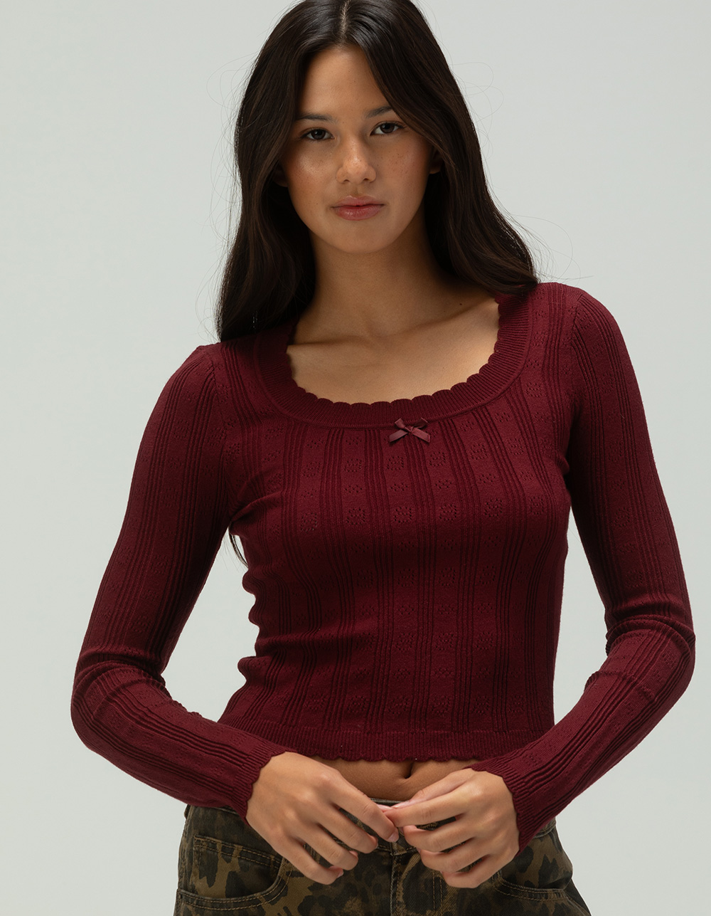 RSQ Womens Pointelle Scallop Pullover Sweater - BURGUNDY