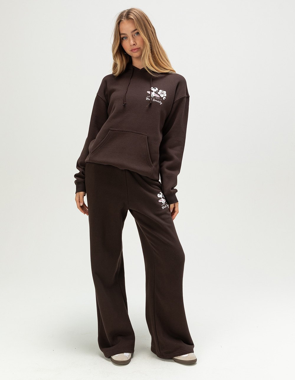 RIOT SOCIETY x Peanuts Beach Womens Hoodie - BROWN