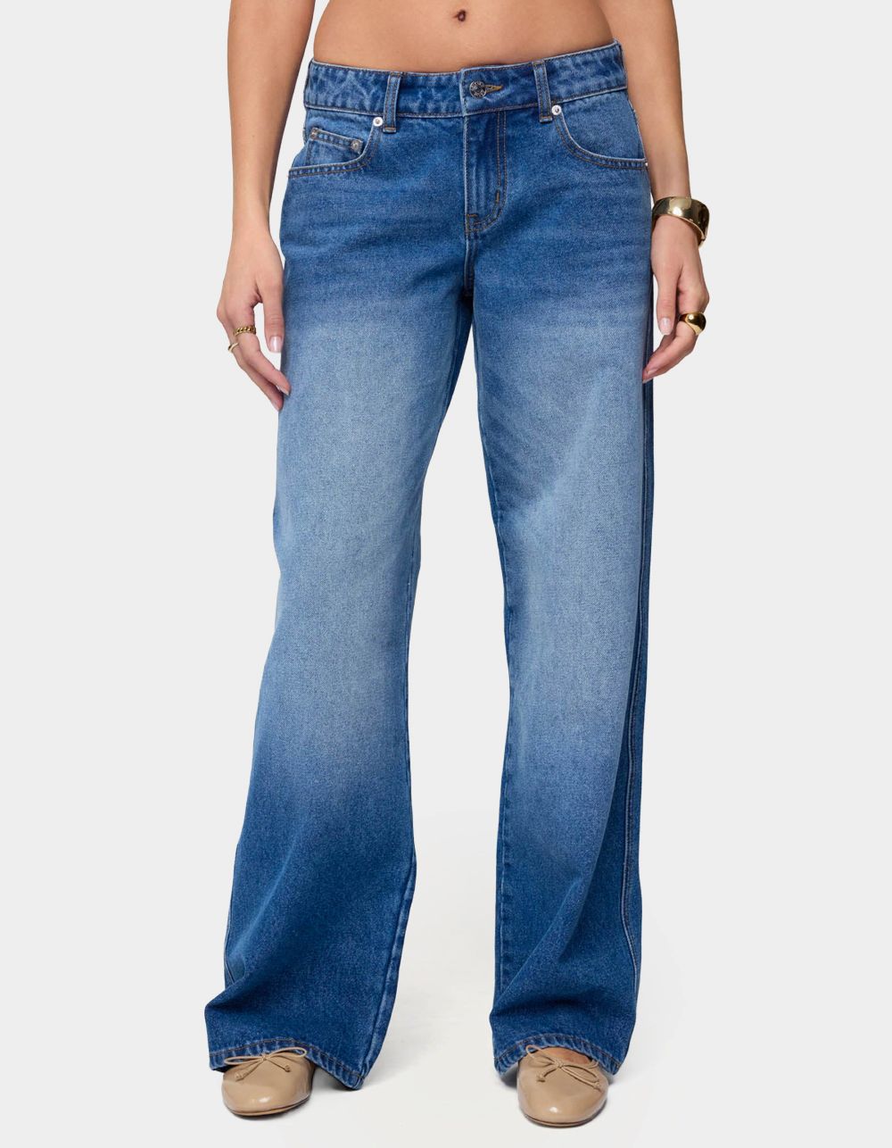 EDIKTED Lauryn Low Rise Baggy Jeans - LIGHT BLUE