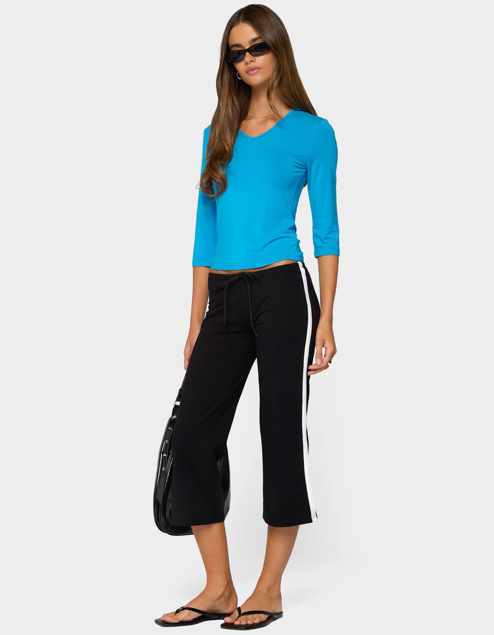 EDIKTED Milene Contrast French Terry Capri Pants