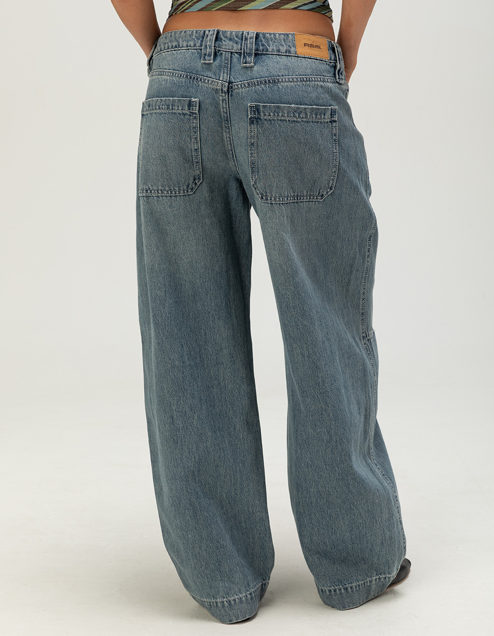RSQ Womens Low Rise Skater Jeans - MEDIUM WASH