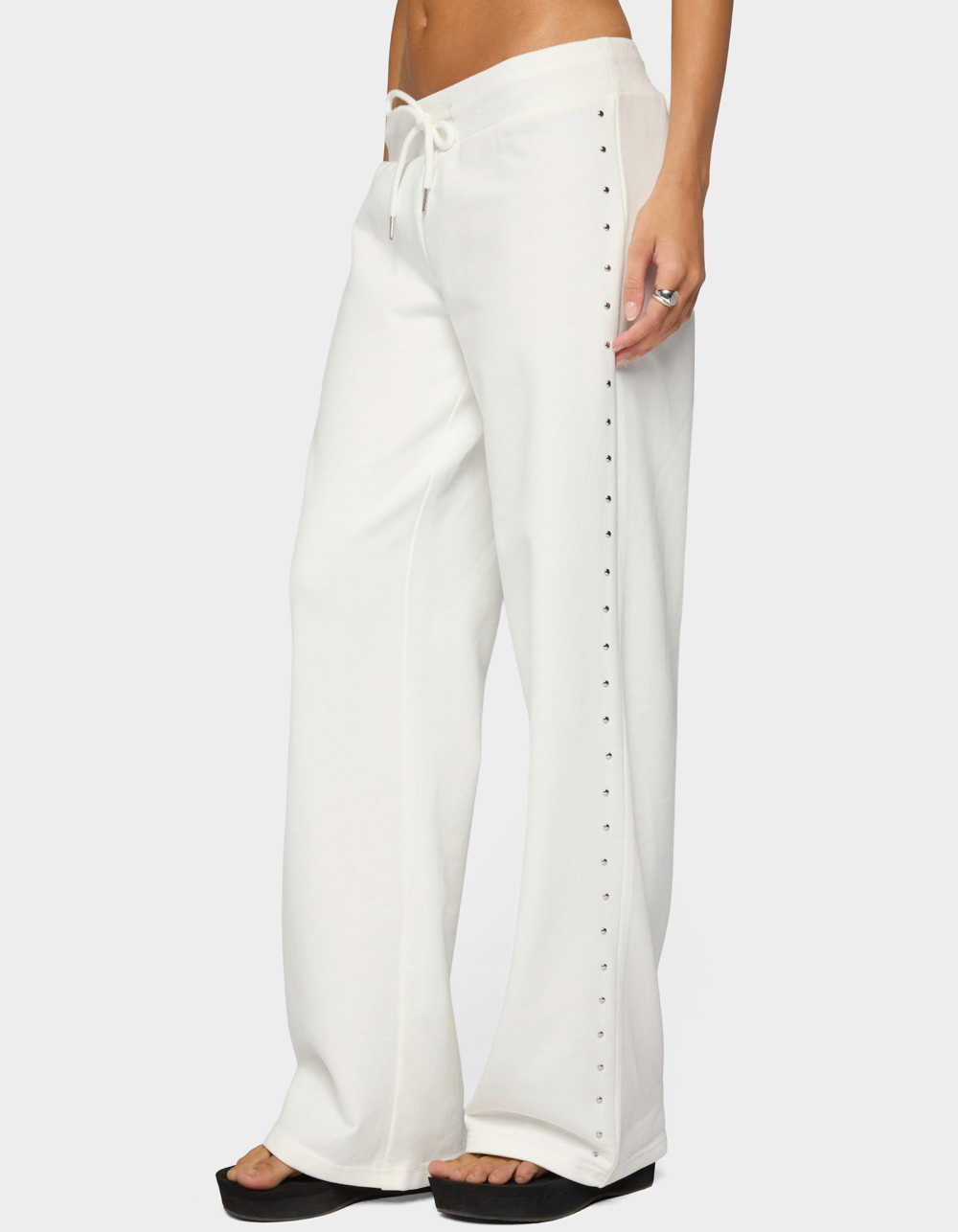 EDIKTED Enid Studded Sweatpants - WHITE