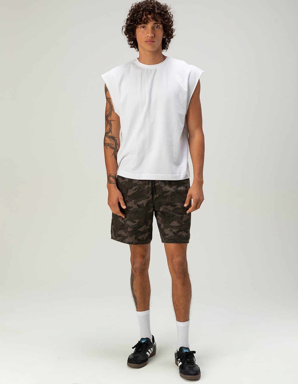 RSQ Mens Washed Cropped Muscle Tee - WHITE