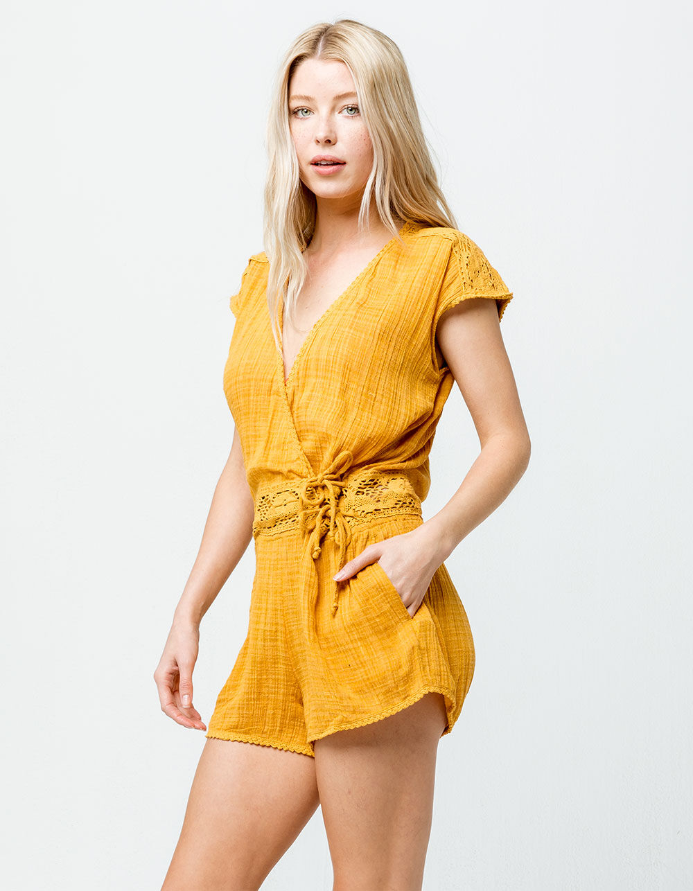 O'NEILL Salt Water Cover Up Yellow Womens Romper image number 1