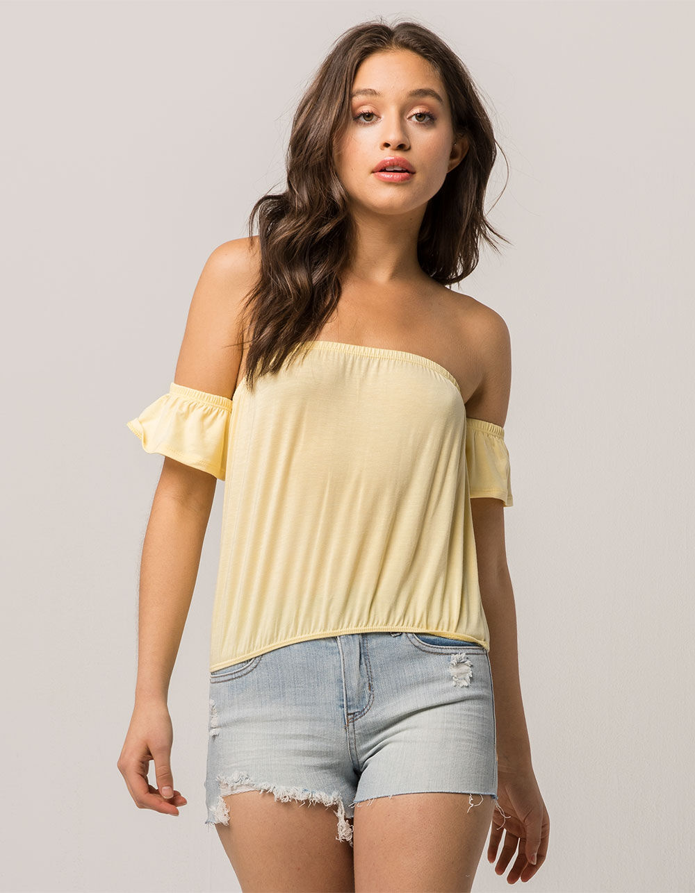 IVY & MAIN Off The Shoulder Yellow Womens Crop Top - YELLOW | Tillys