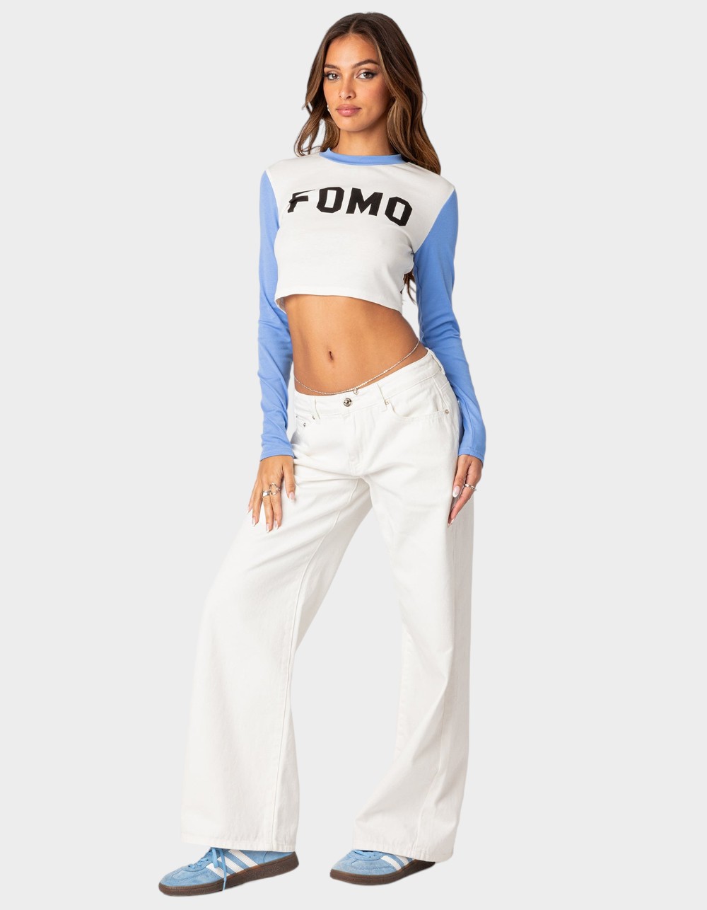 EDIKTED Roman Low Rise Slouchy Jeans