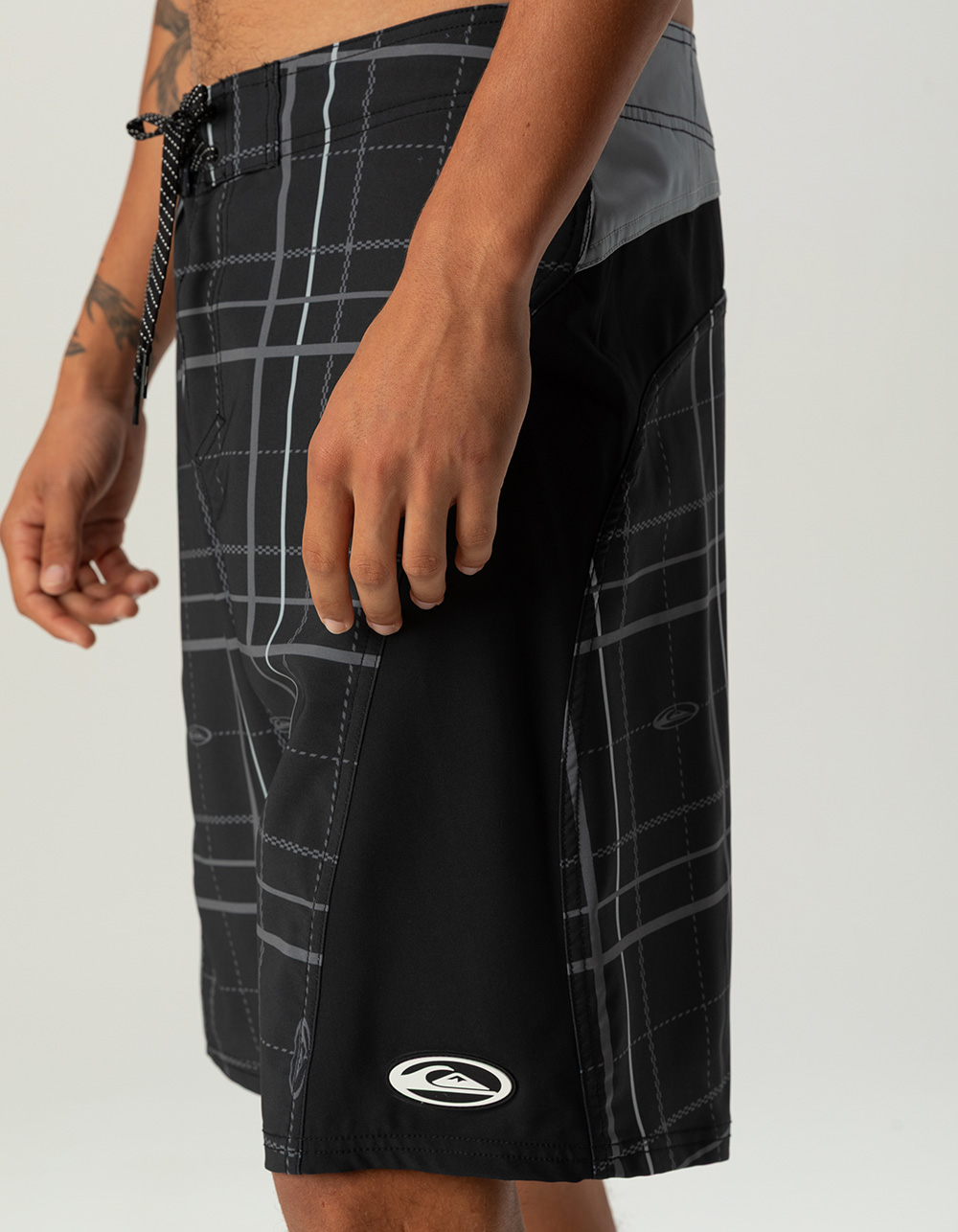 QUIKSILVER Channel Mens 21" Boardshorts - BLACK