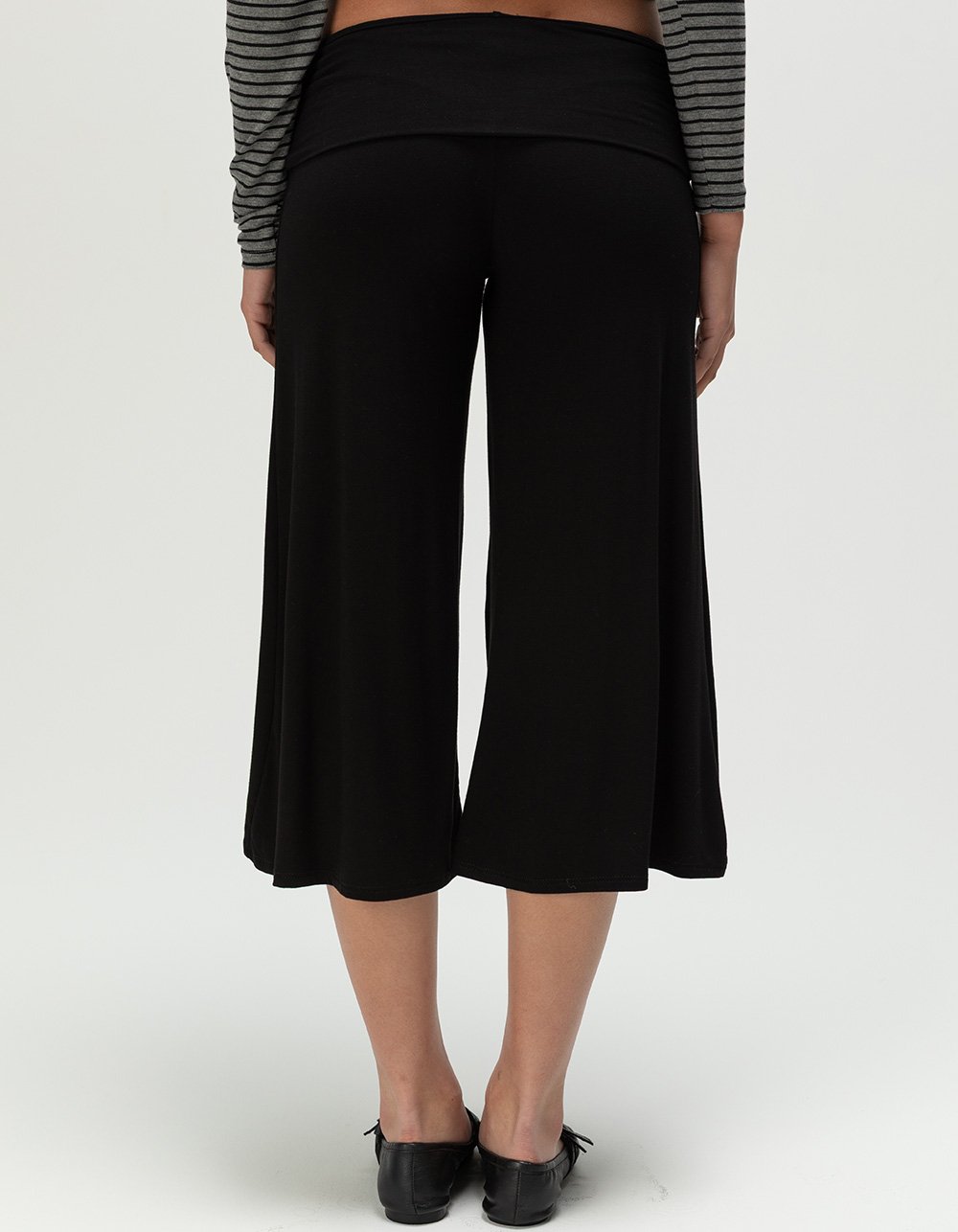 FULL TILT Womens Low Rise Gaucho Pants - BLACK