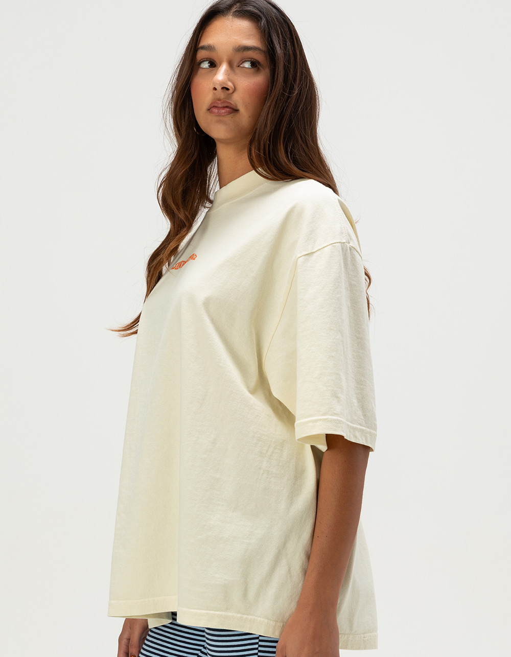 SANTA CRUZ Sun Daze Womens Oversized Boxy Tee - CREAM