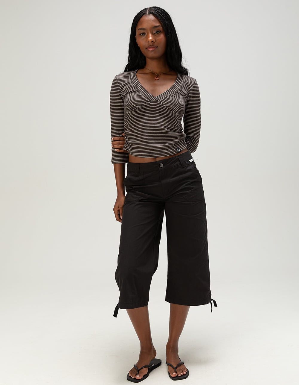 RUSTY Cameron Womens Low Rise Relaxed Capri Pants - BLACK