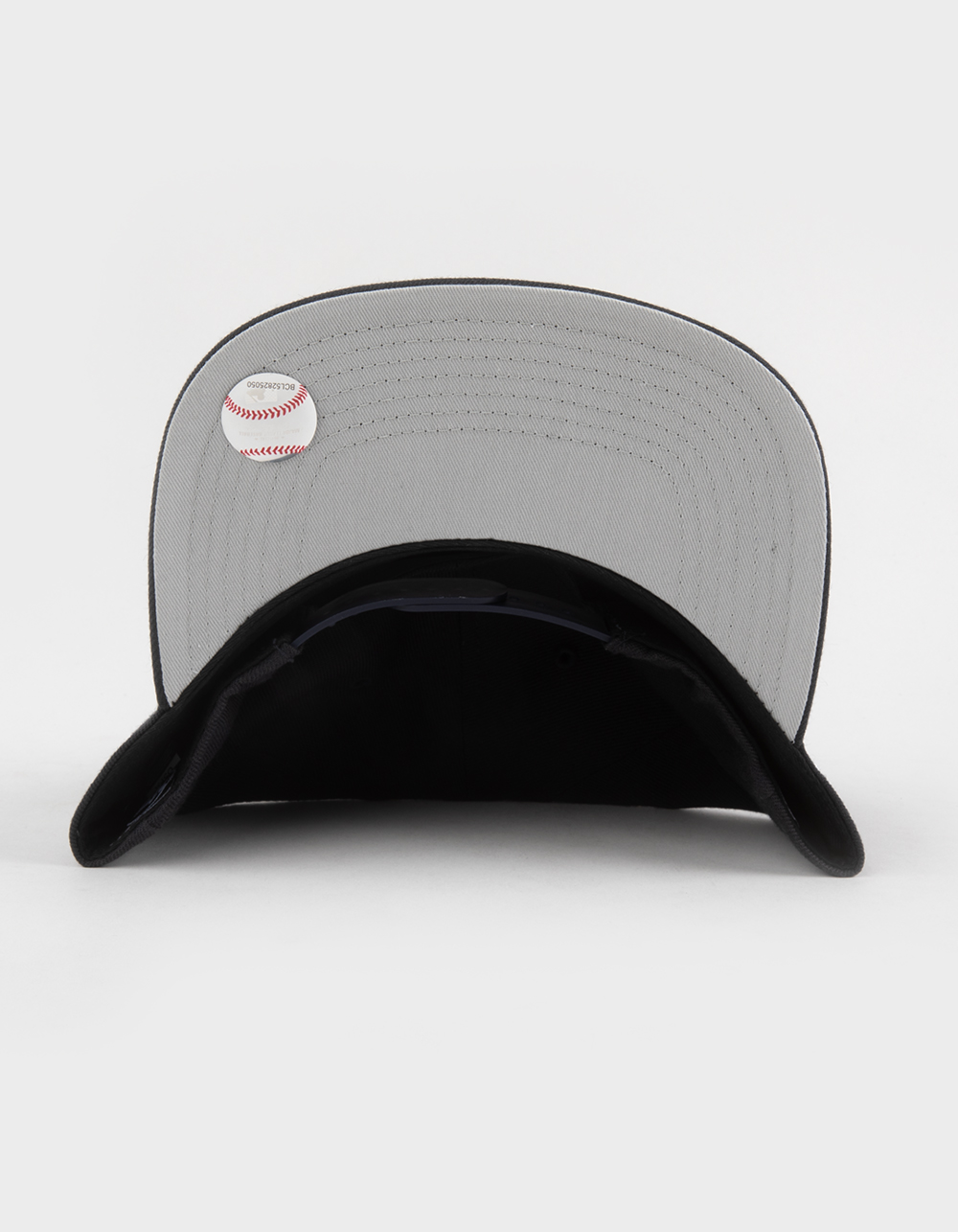 47 BRAND New York Yankees Sure Shot '47 Captain Snapback Hat - NAVY