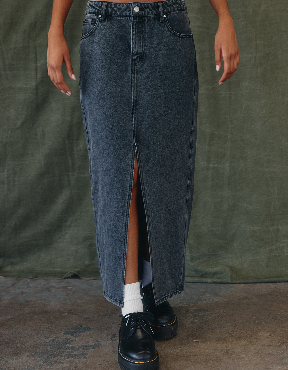 WEST OF MELROSE Denim Womens Maxi Skirt - GRAY