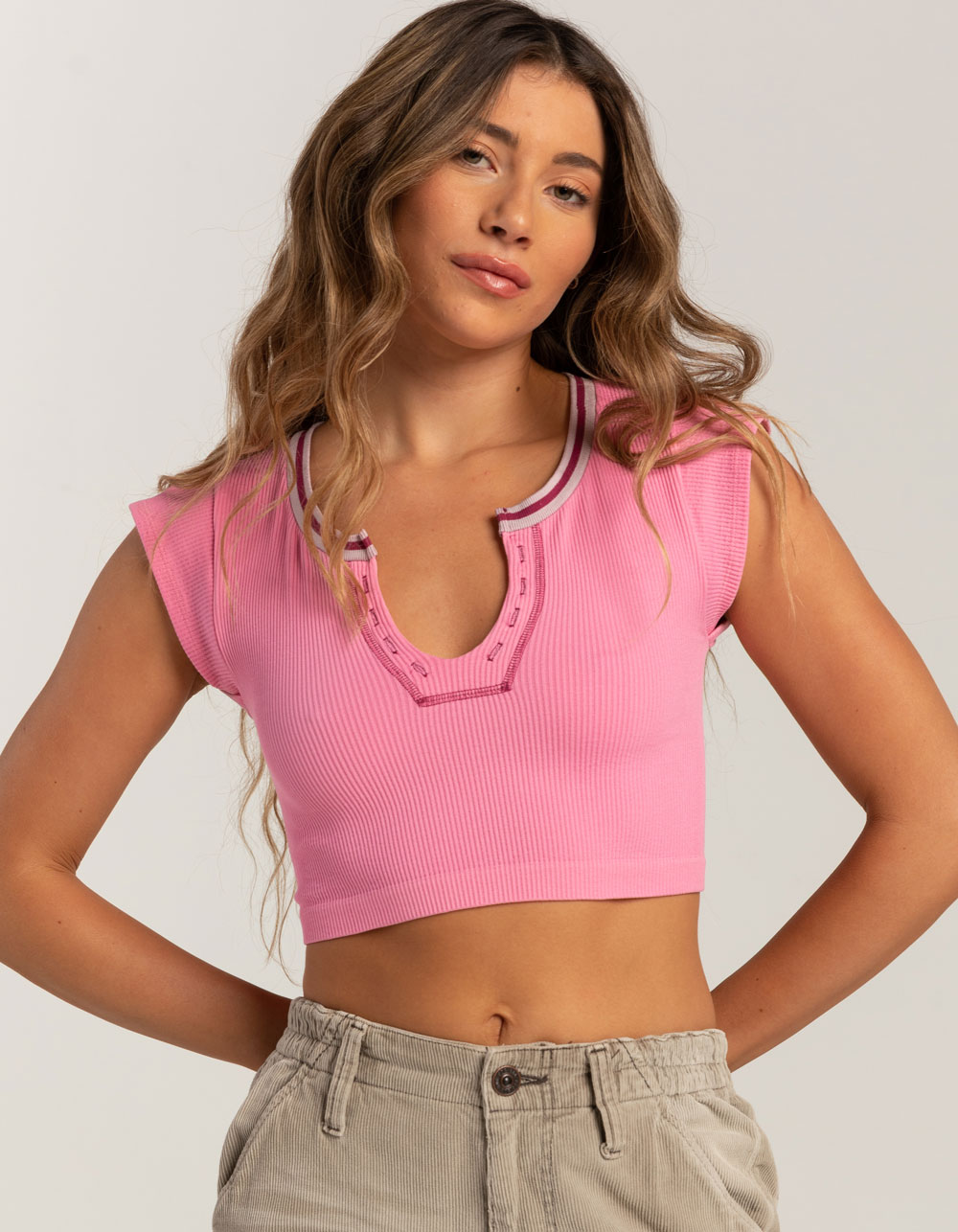 BDG Urban Outfitters Seamless Go For Gold Womens Crop Top - NEON HOT PINK