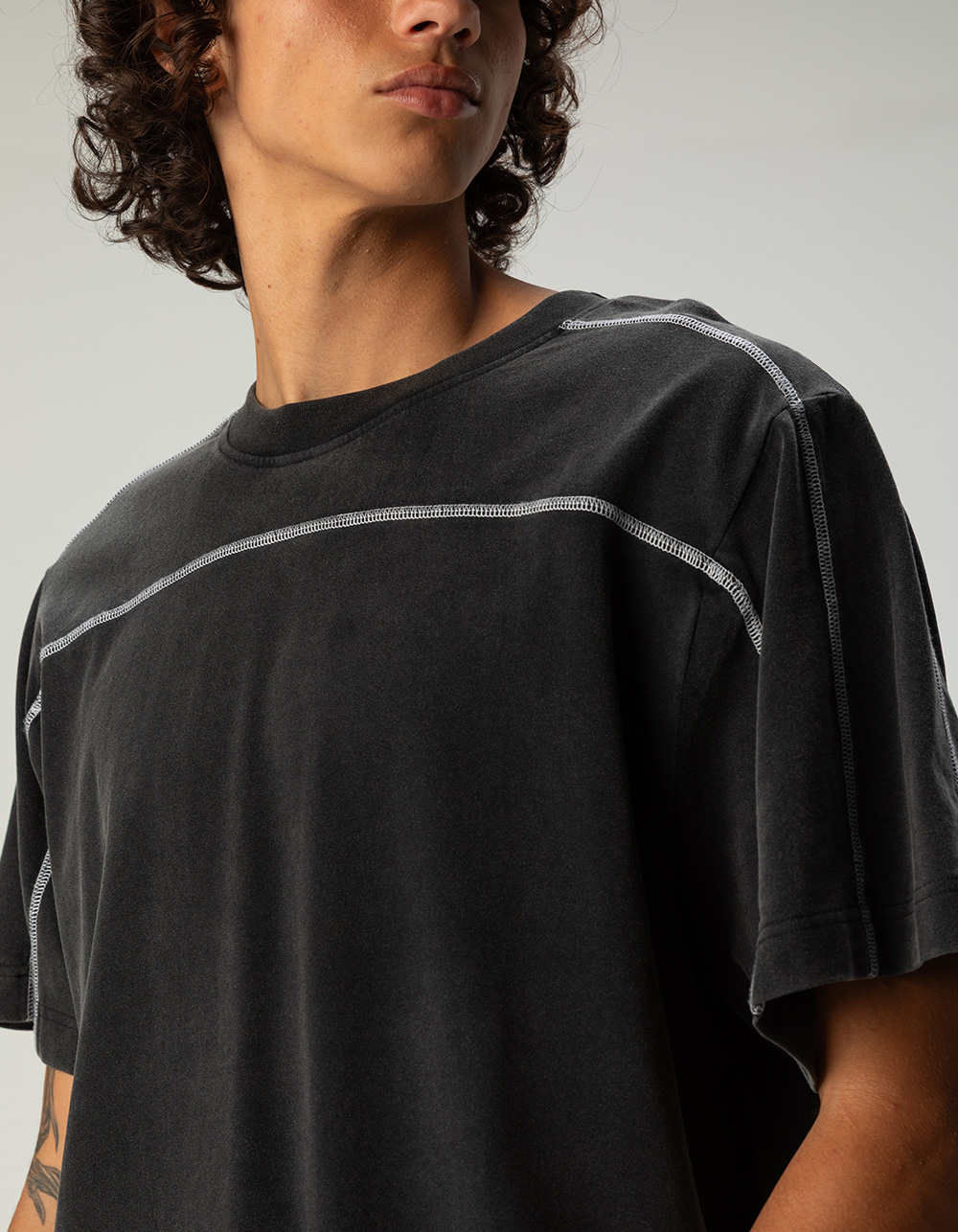 RSQ Mens Seamed Boxy Tee - BLACK