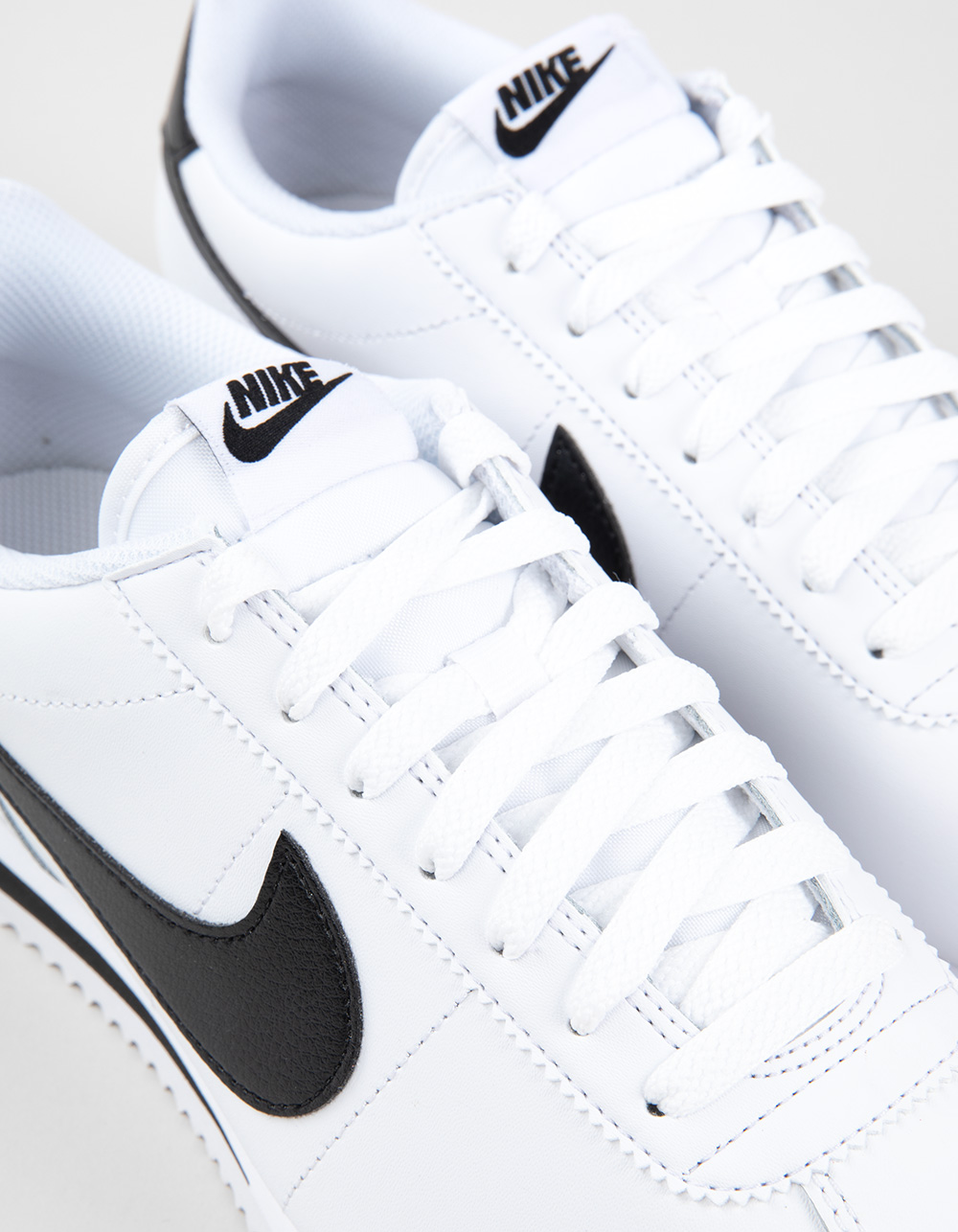 NIKE Cortez Womens Shoes