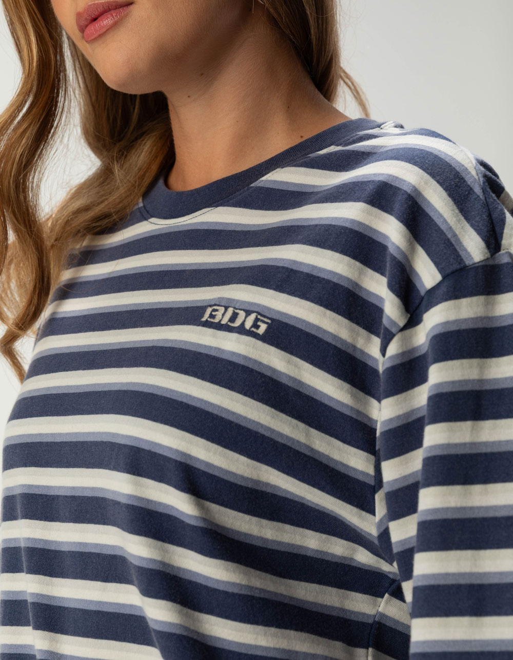 BDG Urban Outfitters Kai Womens Boxy Long Sleeve Stripe Tee - BLUE/WHT