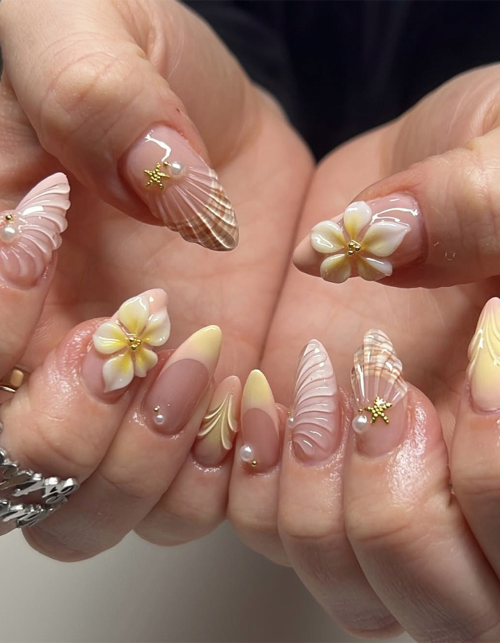 NEVER HAVE I EVER Shell Baby Press-On Nails - YELLOW