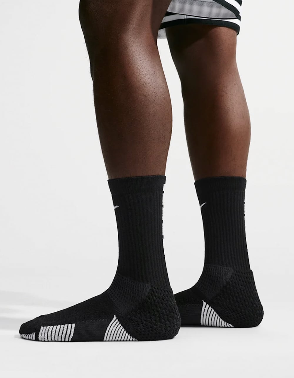 NIKE Elite 2.0 Cushioned Crew Socks