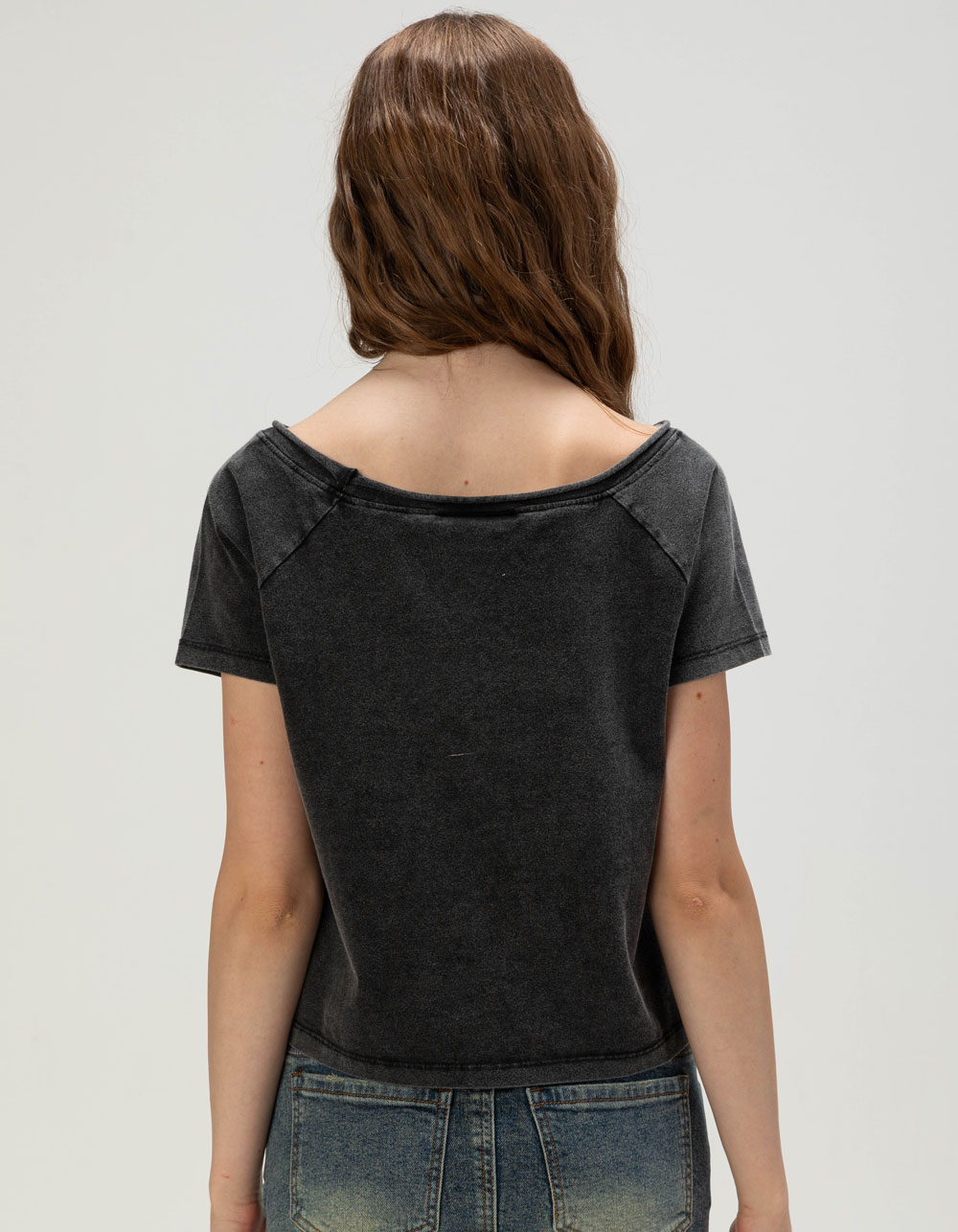The WILD COLLECTIVE Arizona Cardinals Womens Off Shoulder Tee - BLACK