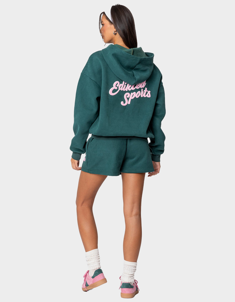 EDIKTED So Sporty Sweat Shorts - GREEN