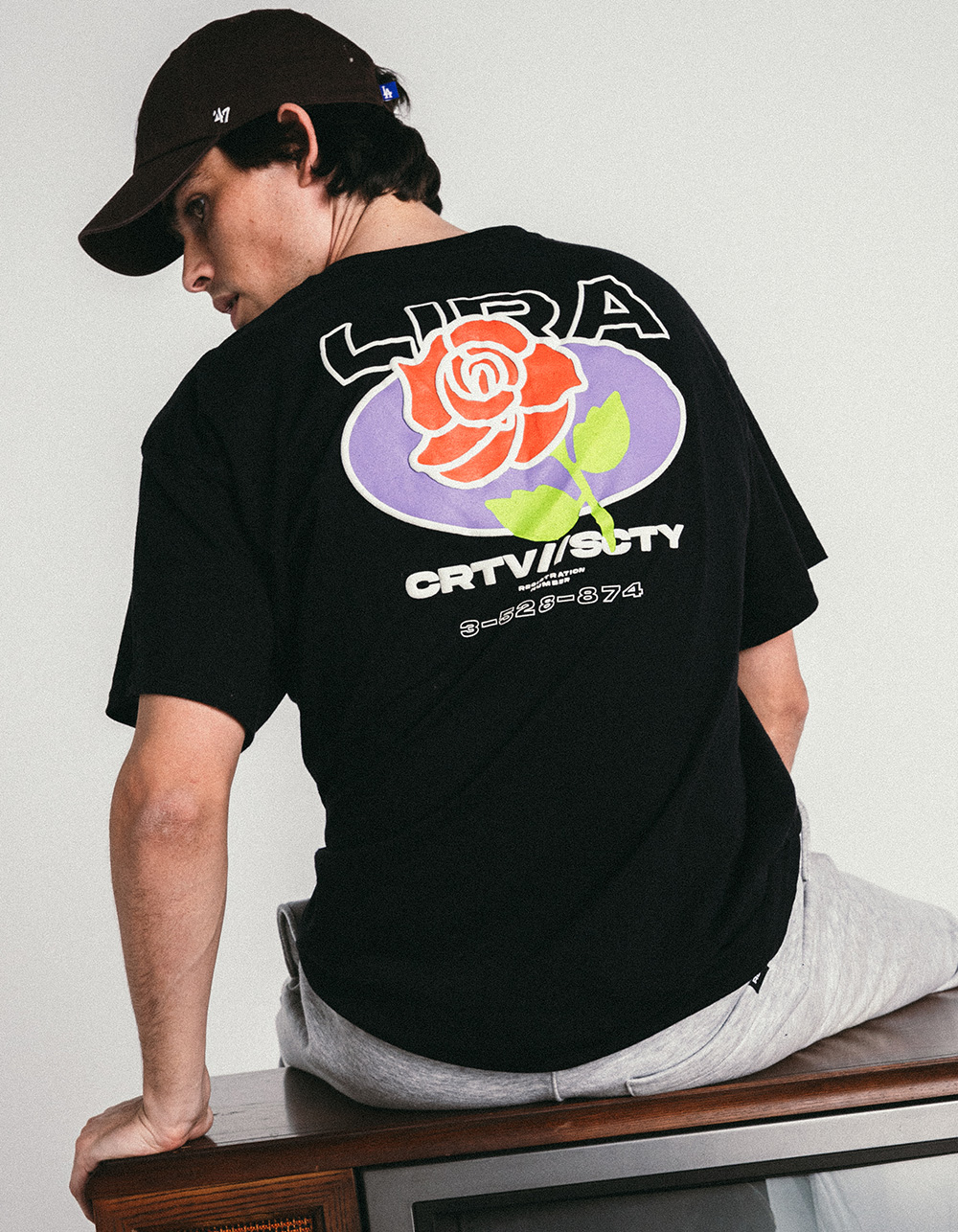 LIRA Rose Oval Mens Tee - BLACK