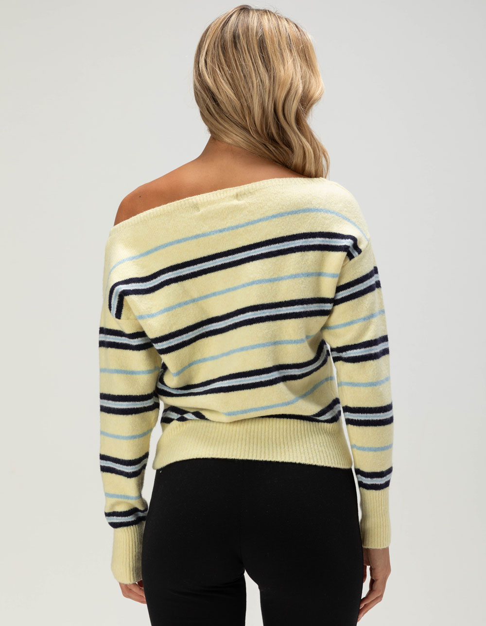 MADDEN GIRL Womens Off The Shoulder Stripe Sweater - YELLOW COMBO